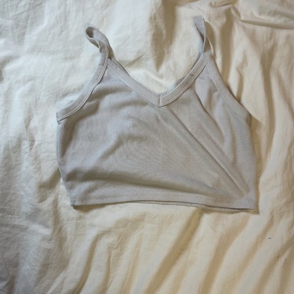Tops - white crop top - size S